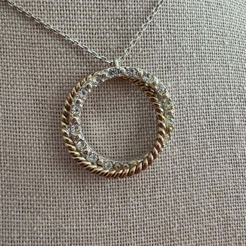 Vintage Avon Silver and Gold Double Ring Crystal Pendant Necklace - Picture 2 of 4